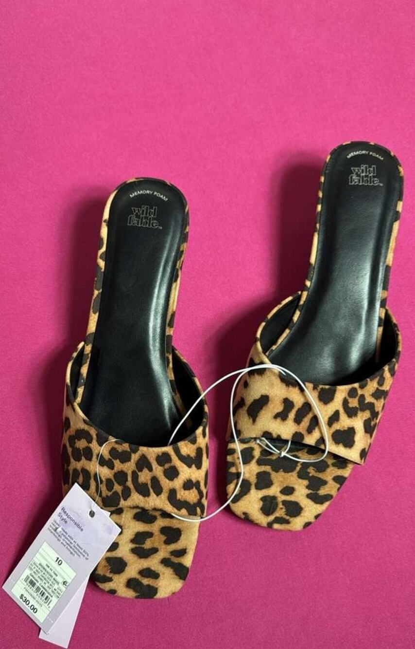 Wild Fable Leopard Print Slide Sandals Women’s Memory Foam Open Toe Size 10